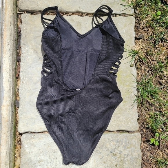 VS PINK STRAPPY SIDE RIBBED ONE PIECE▪︎S - Picture 8 of 11